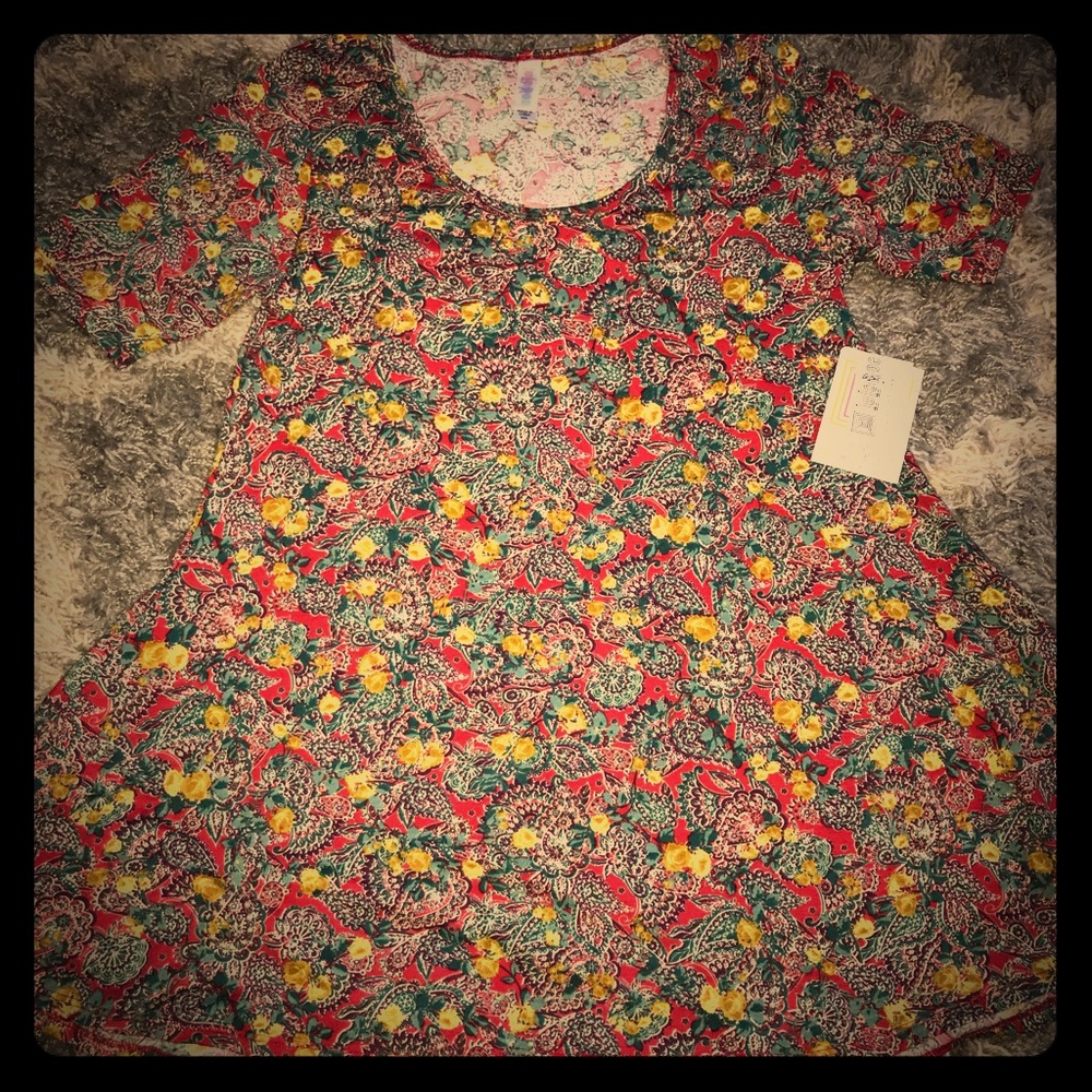 LuLaRoe Perfect T